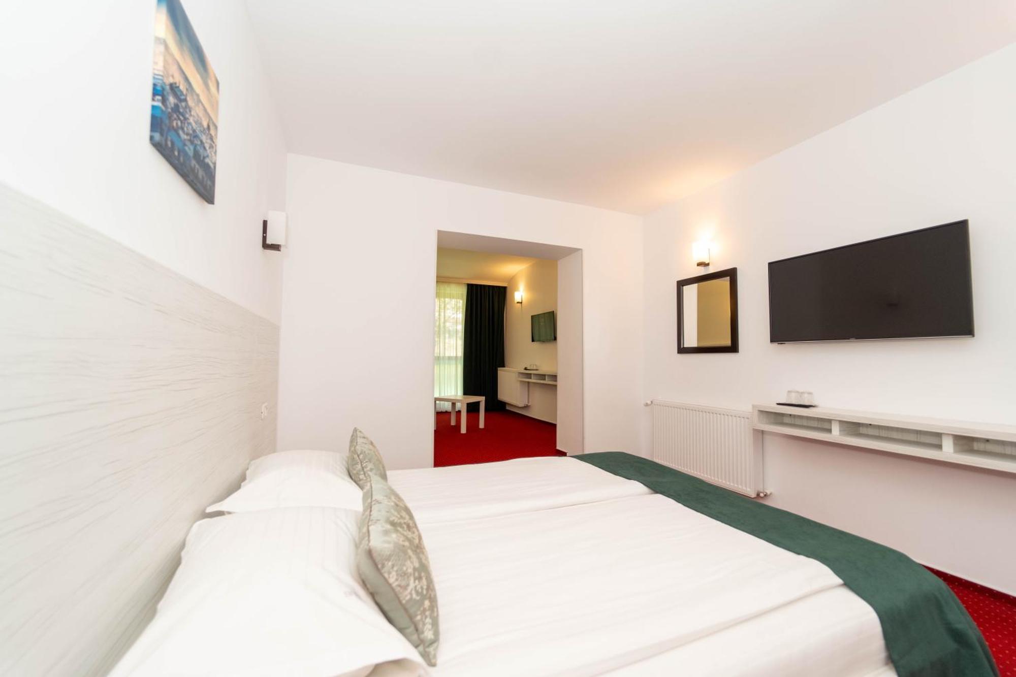 Hotel Cirus Predeal Eksteriør billede