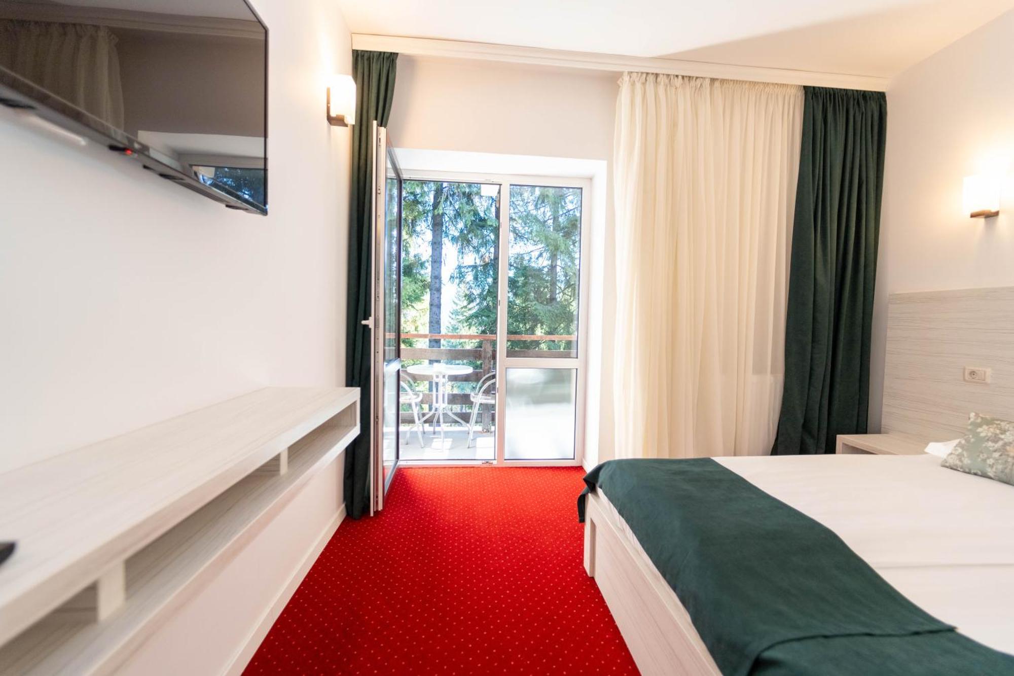 Hotel Cirus Predeal Eksteriør billede